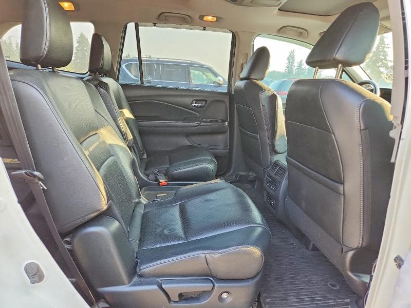2017 HONDA PILOT ELITE 11