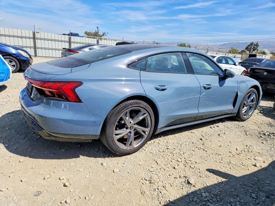 2022 AUDI E-TRON GT PRESTIGE 3