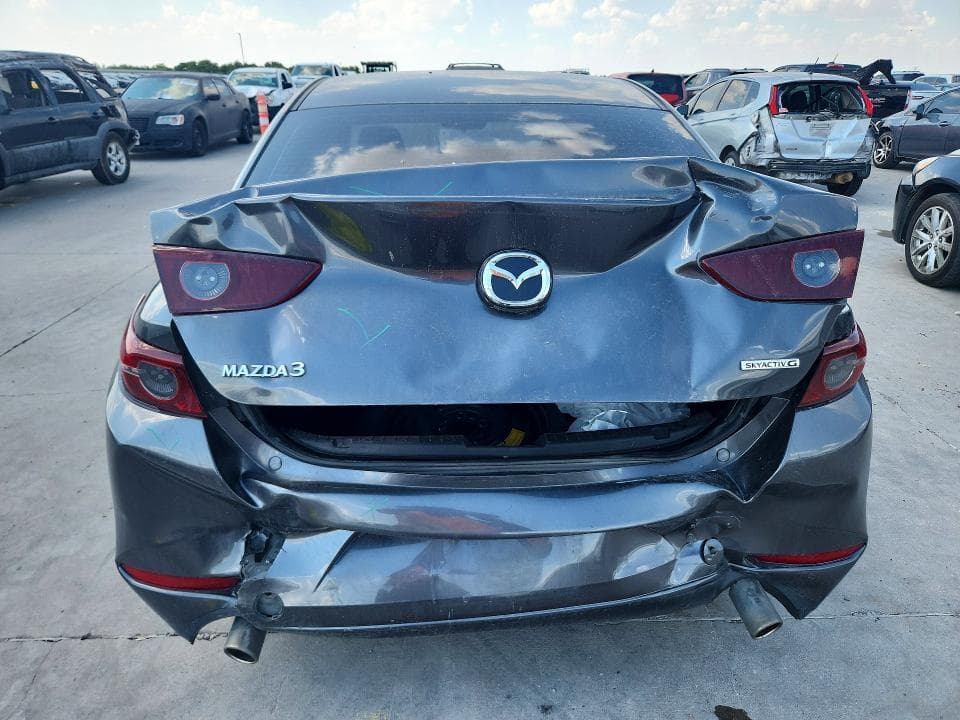2020 MAZDA 3 SELECT 6