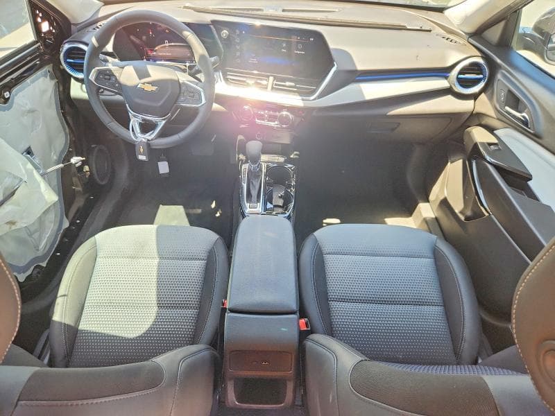 2025 CHEVROLET TRAX 1LT 8