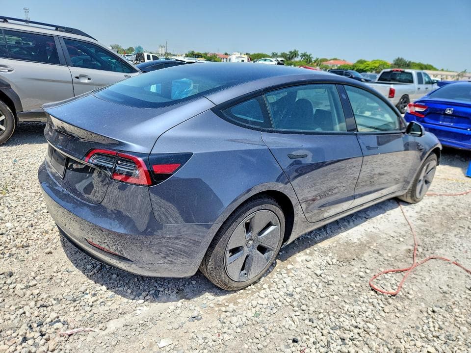 2023 TESLA MODEL 3 3