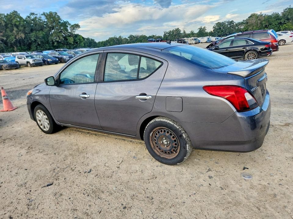 2017 NISSAN VERSA 1.6 SV 2