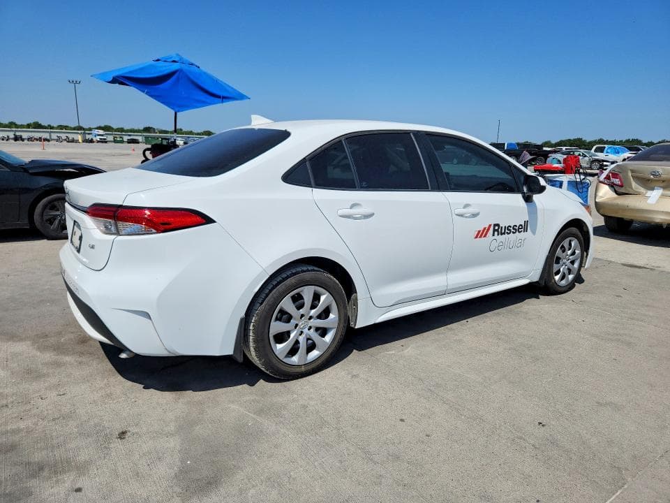 2022 TOYOTA COROLLA LE 3