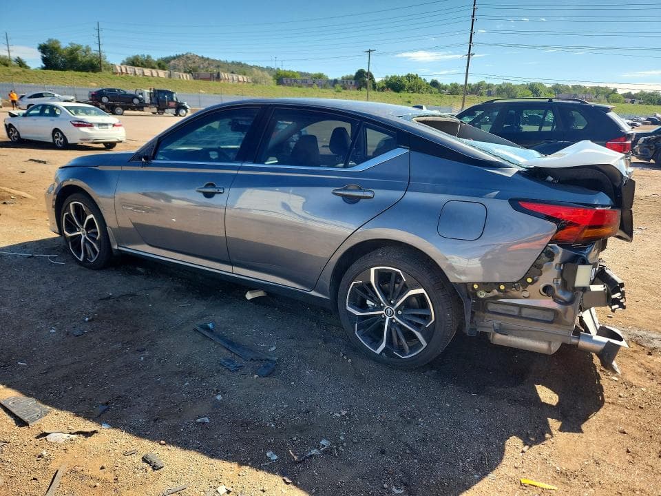 2025 NISSAN ALTIMA SR 2