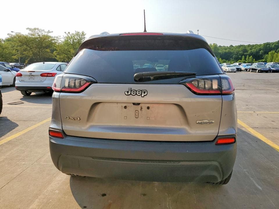 2019 JEEP CHEROKEE LATITUDE 6