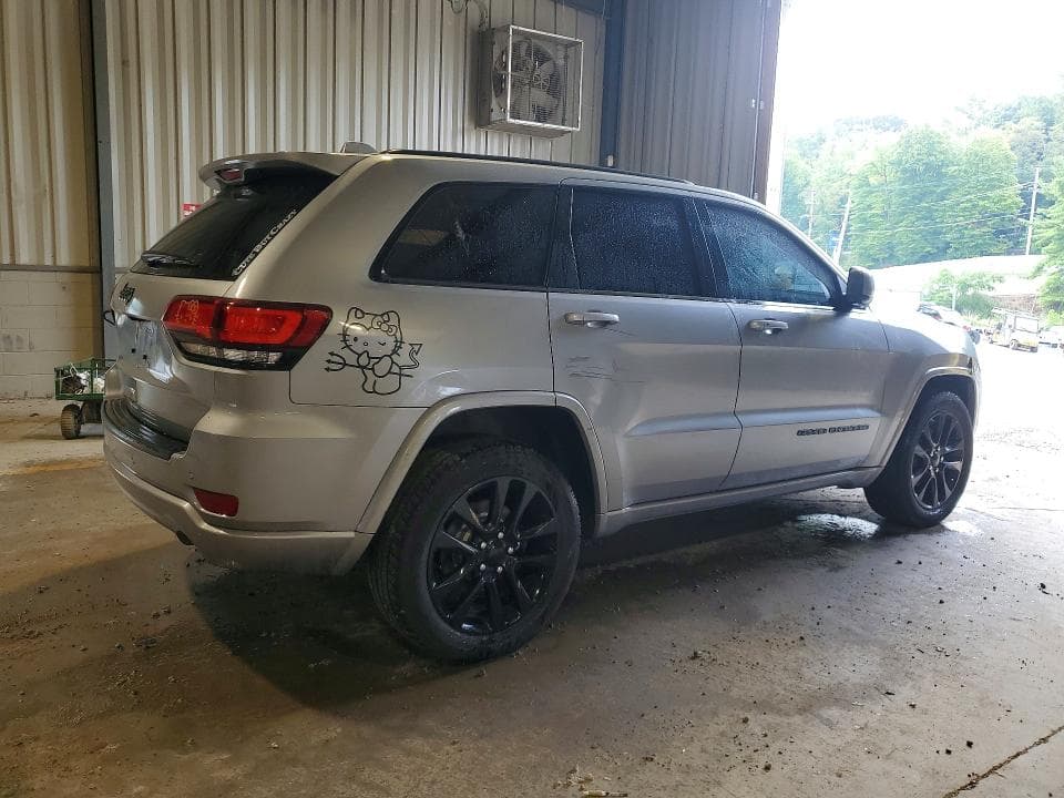 2019 JEEP GRAND CHEROKEE LAREDO 3