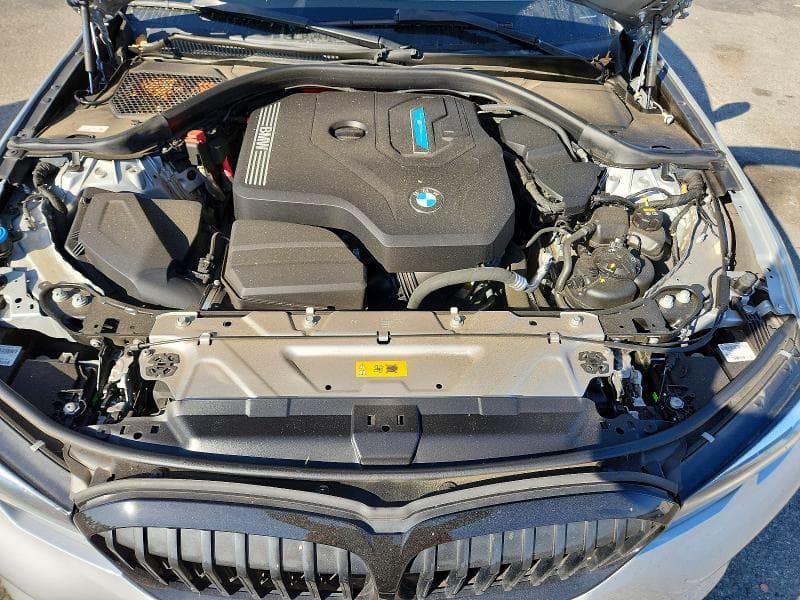 2021 BMW 330E 11