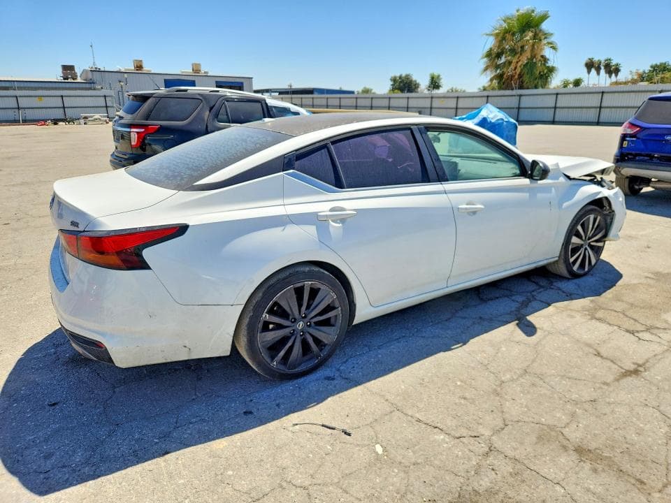 2019 NISSAN ALTIMA SR 3