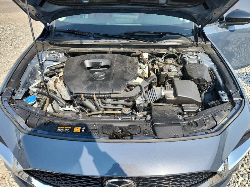 2023 MAZDA 3 PREFERRED 11