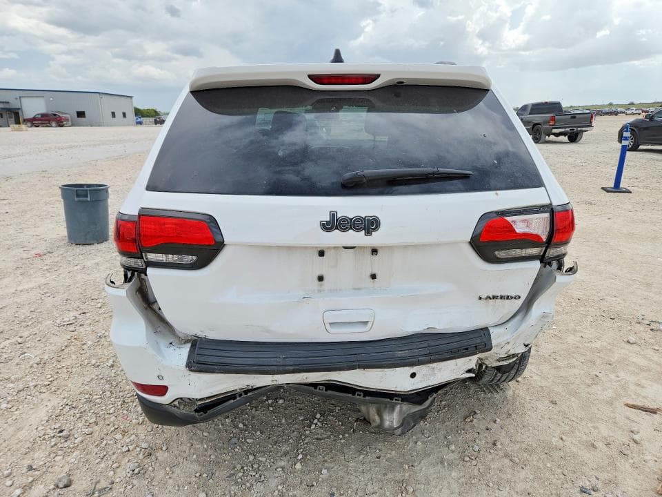 2020 JEEP GRAND CHEROKEE LAREDO 6