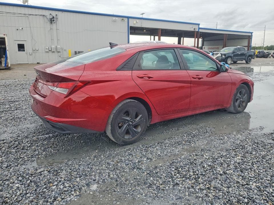2023 HYUNDAI ELANTRA SEL 3