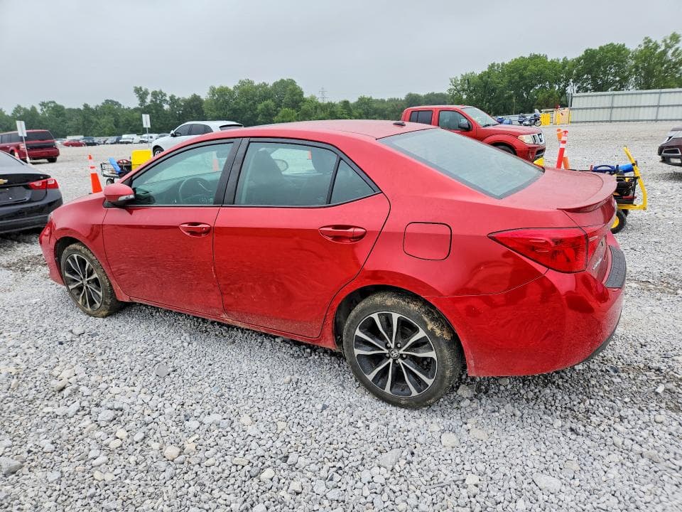 2017 TOYOTA COROLLA SE 2