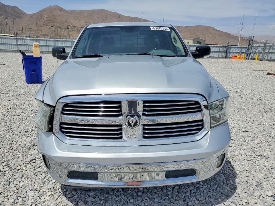 2019 RAM 1500 CLASSIC SLT 5