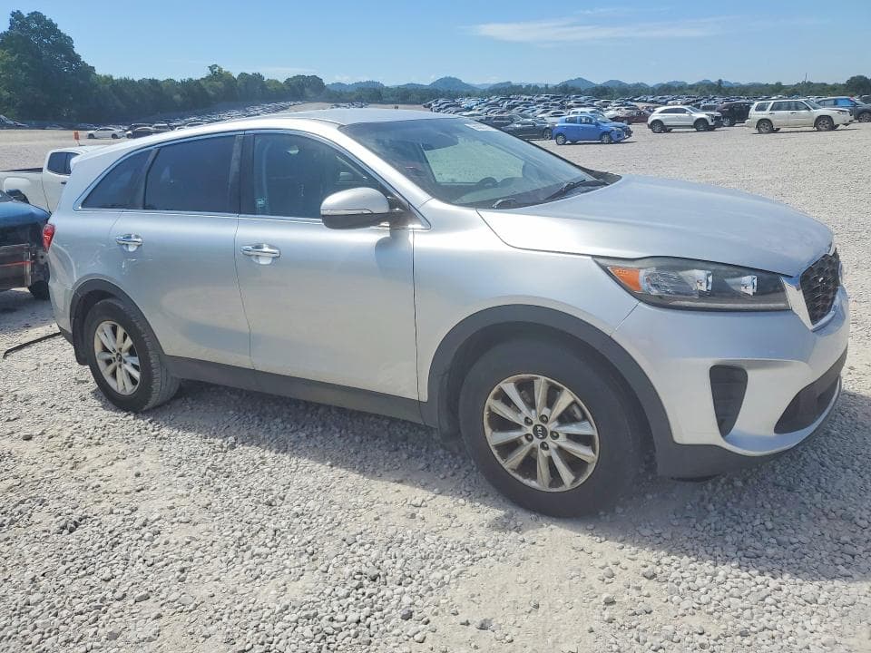 2019 KIA SORENTO L 4