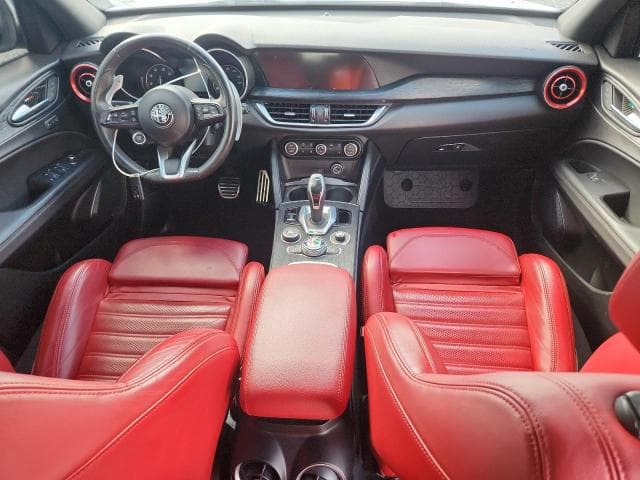 2022 ALFA ROMEO STELVIO 8