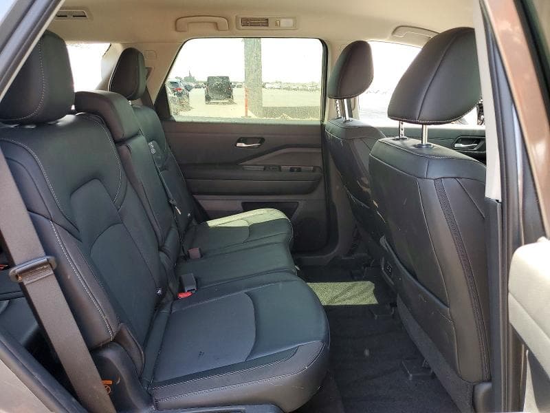 2026 NISSAN PATHFINDER SL 11