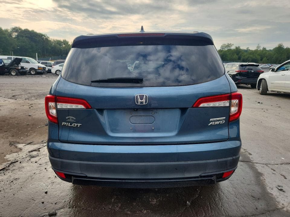2022 HONDA PILOT SE 6