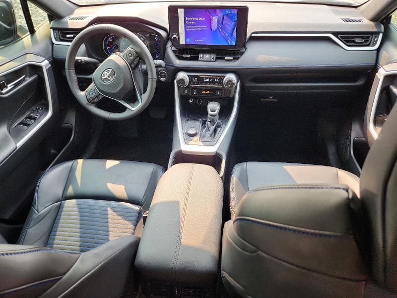 2024 TOYOTA RAV4 XSE 8