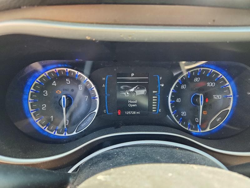 2017 CHRYSLER PACIFICA TOURING 9