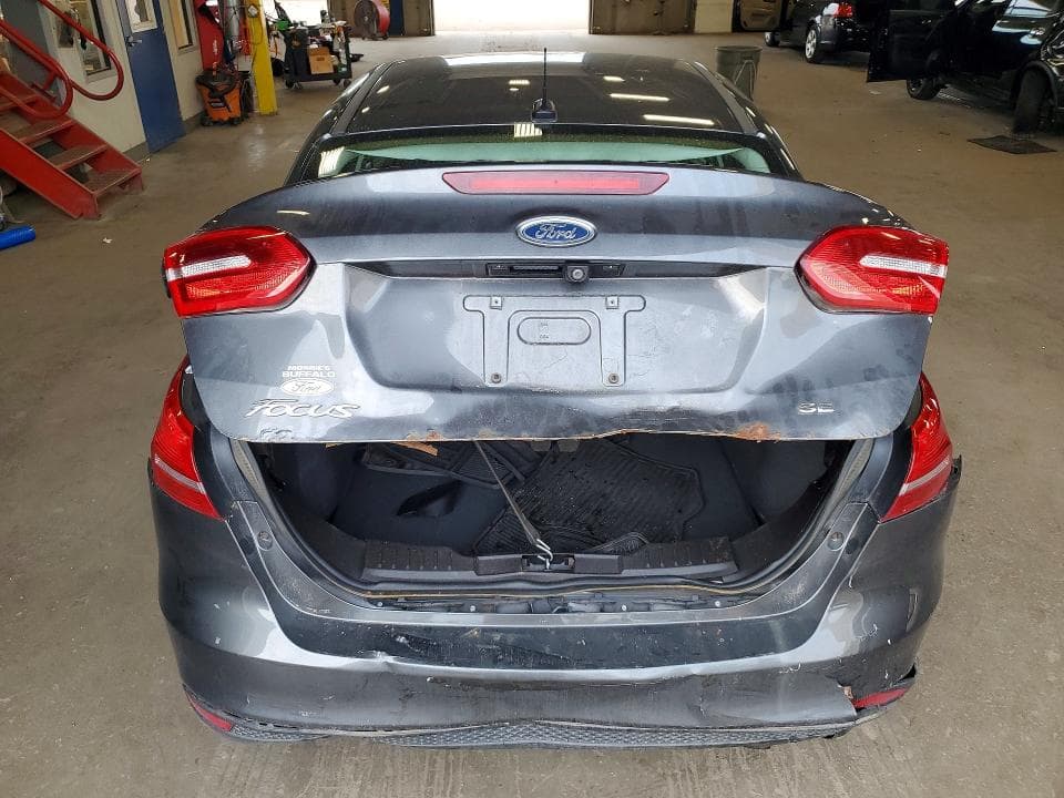 2017 FORD FOCUS SE 6