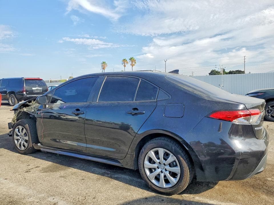 2022 TOYOTA COROLLA LE 2