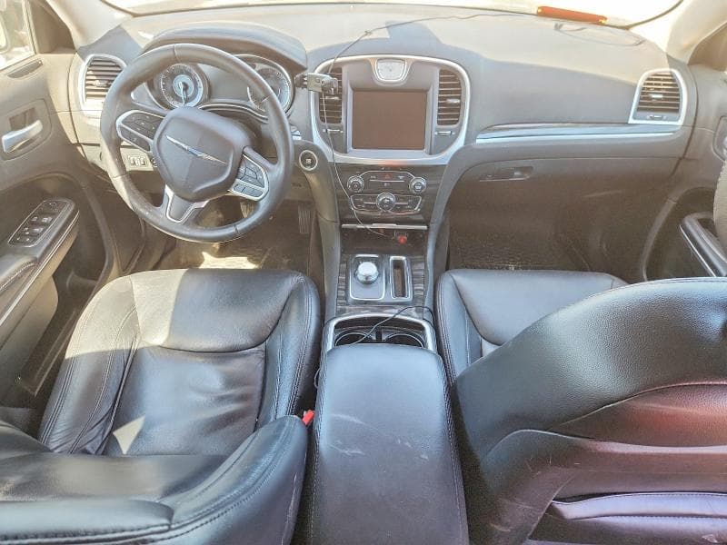 2018 CHRYSLER 300 TOURING 8