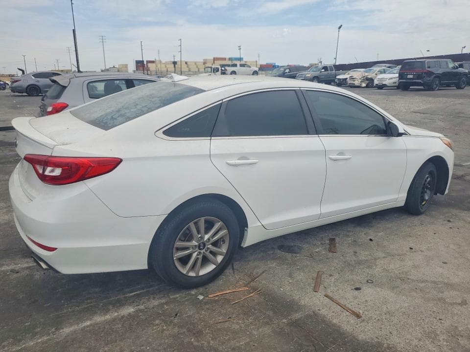 2017 HYUNDAI SONATA SE 3