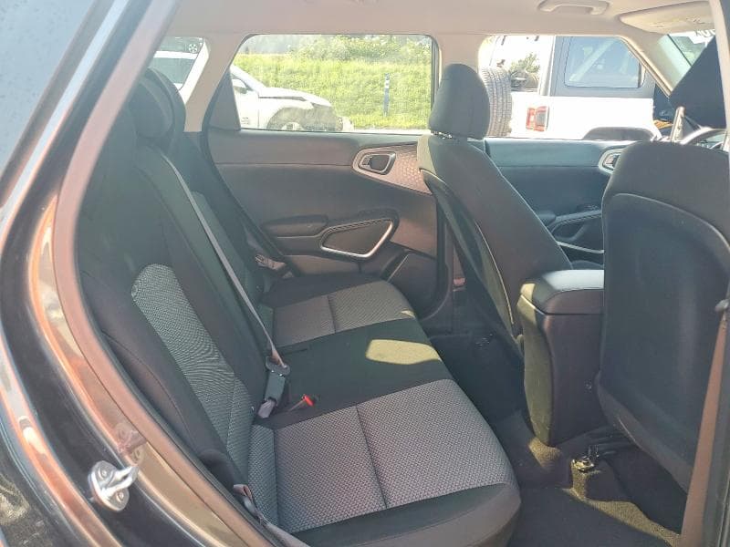 2024 KIA SOUL LX 10