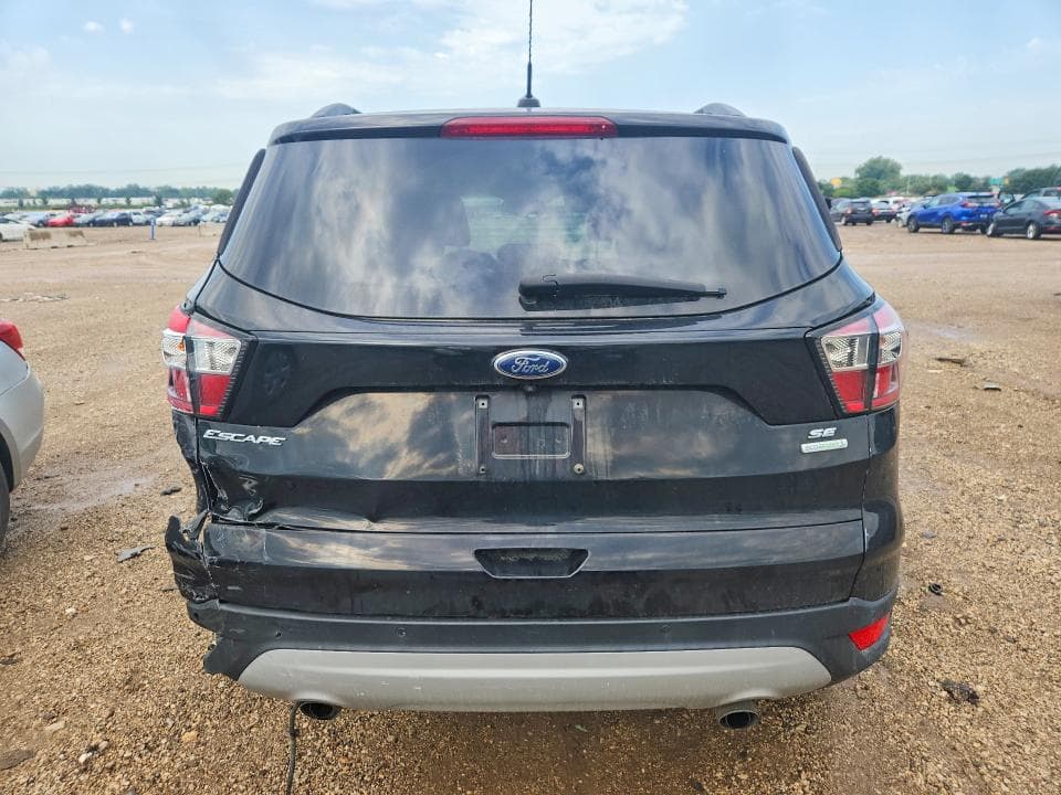 2017 FORD ESCAPE SE 6