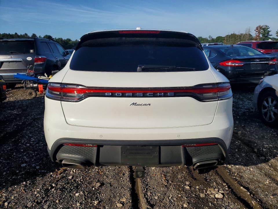 2022 PORSCHE MACAN 6