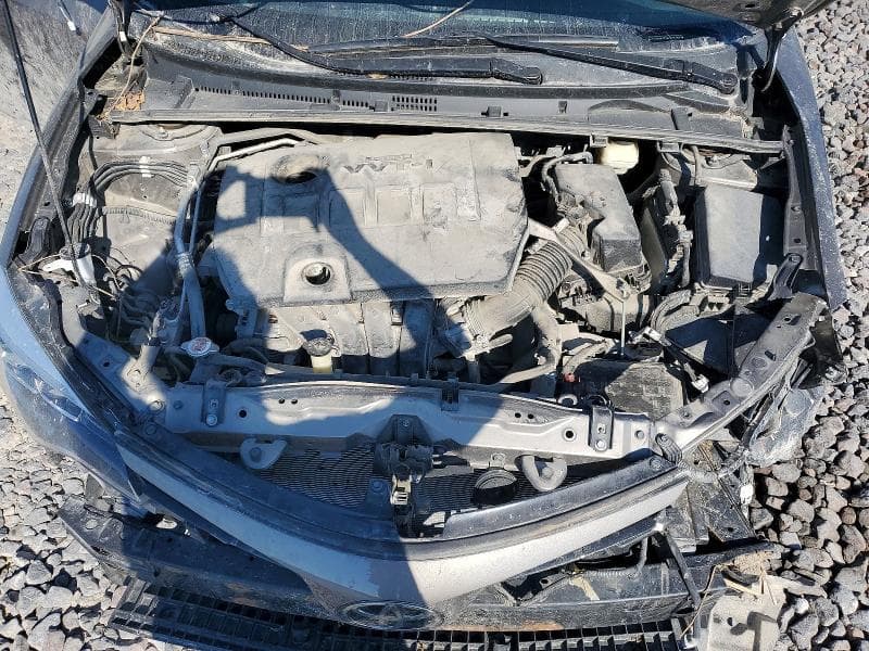 2017 TOYOTA COROLLA SE 11
