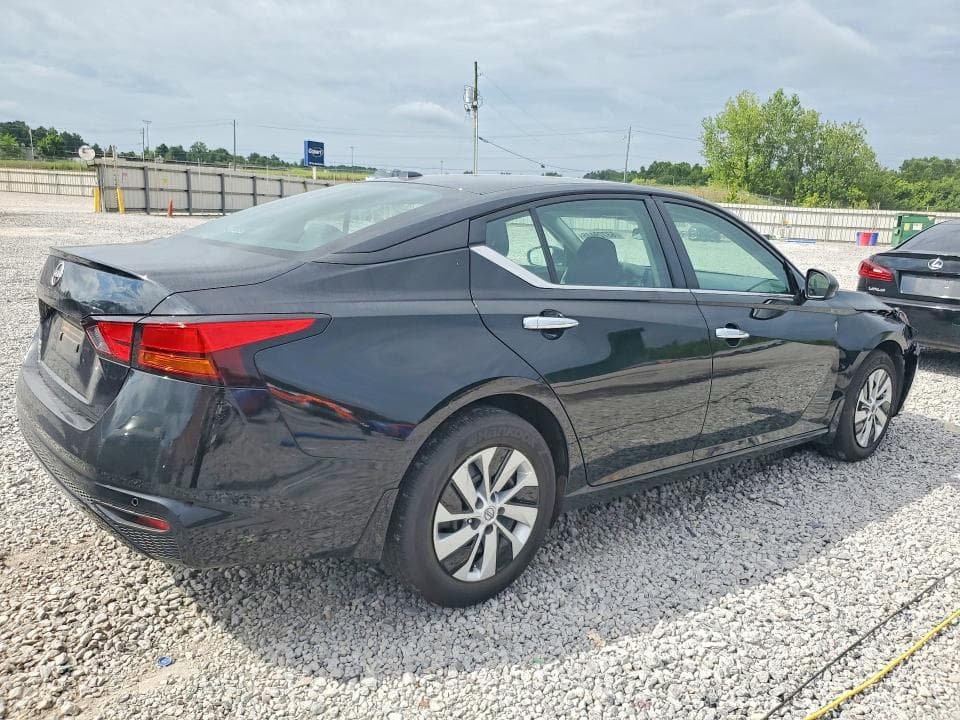 2025 NISSAN ALTIMA S 3