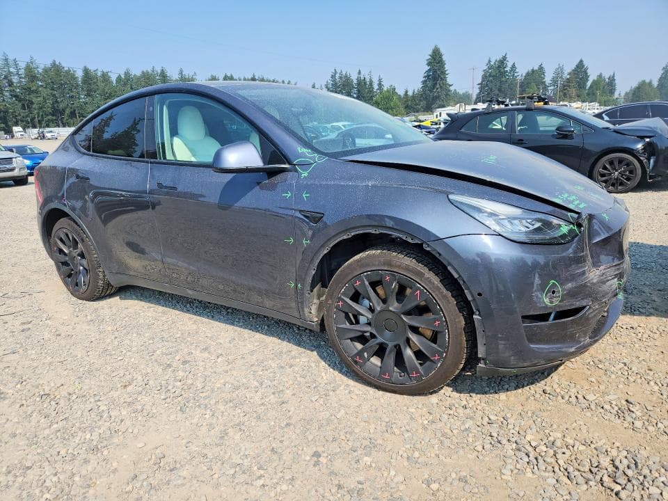 2020 TESLA MODEL Y 4