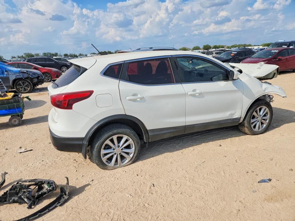 2017 NISSAN ROGUE SPORT S 3
