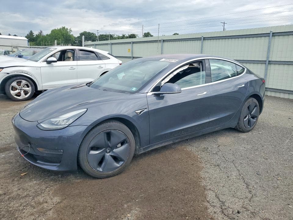 2018 TESLA MODEL 3 - 1