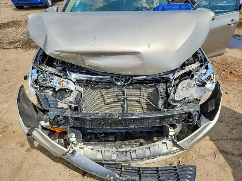 2017 TOYOTA CAMRY LE 11