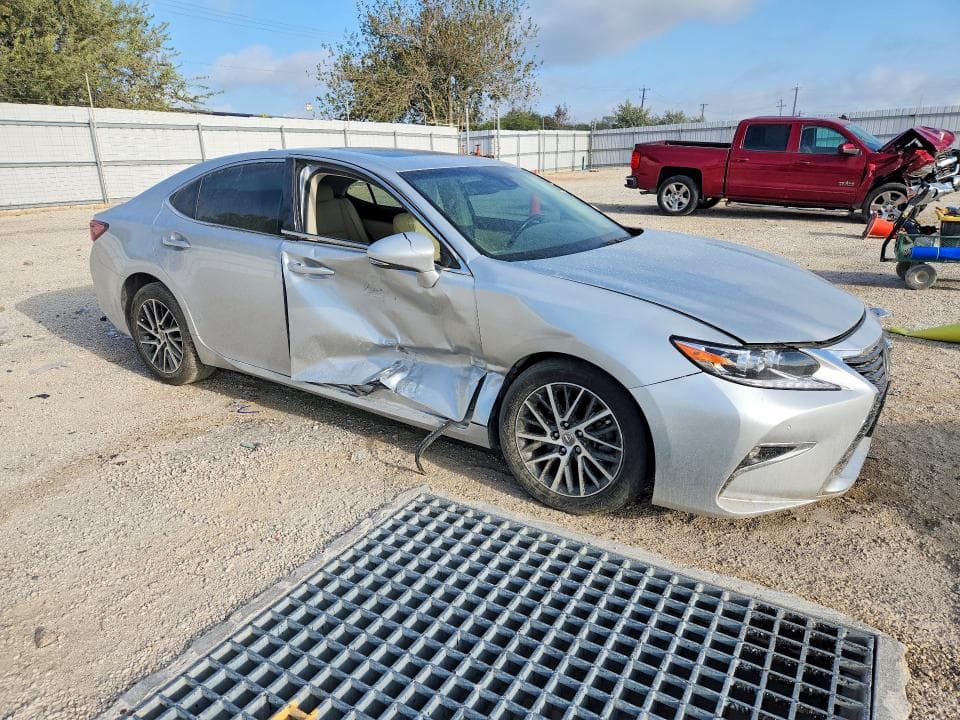 2017 LEXUS ES 350 4