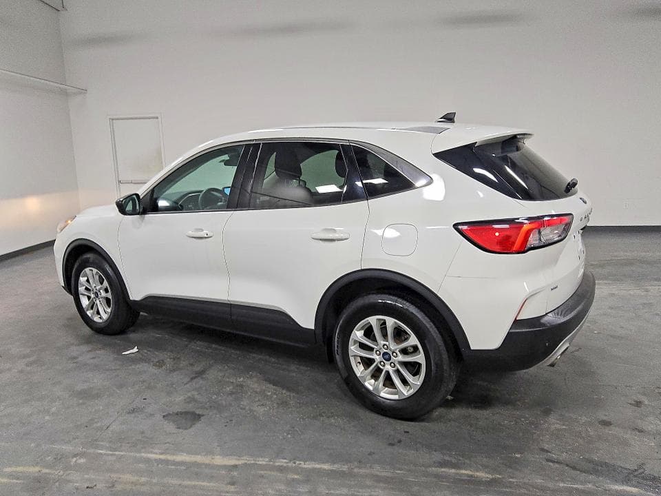 2022 FORD ESCAPE SE 2