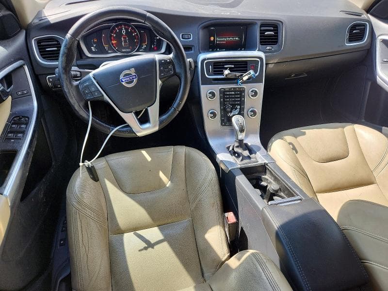 2017 VOLVO S60 DYNAMIC 8
