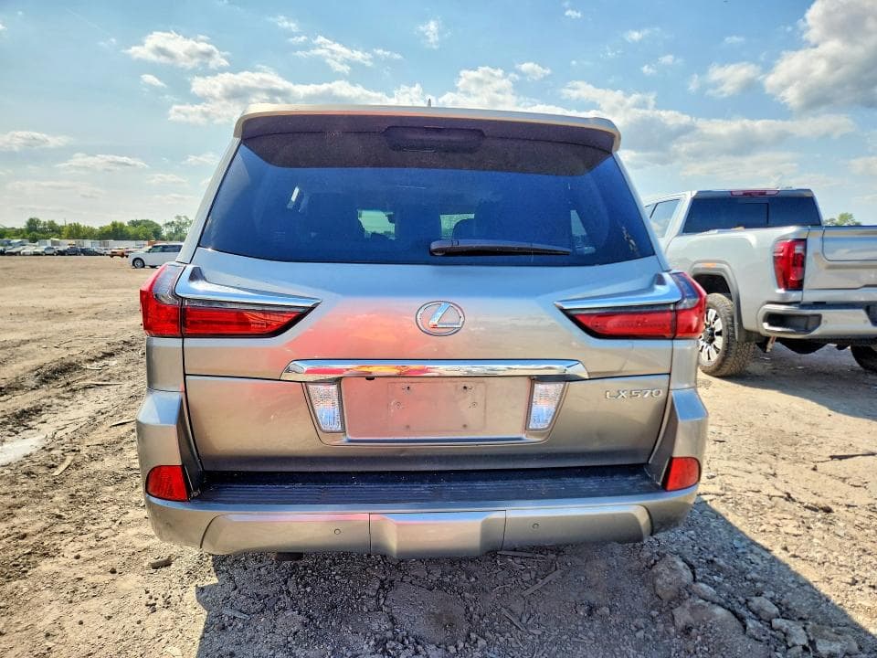 2017 LEXUS LX 570 6