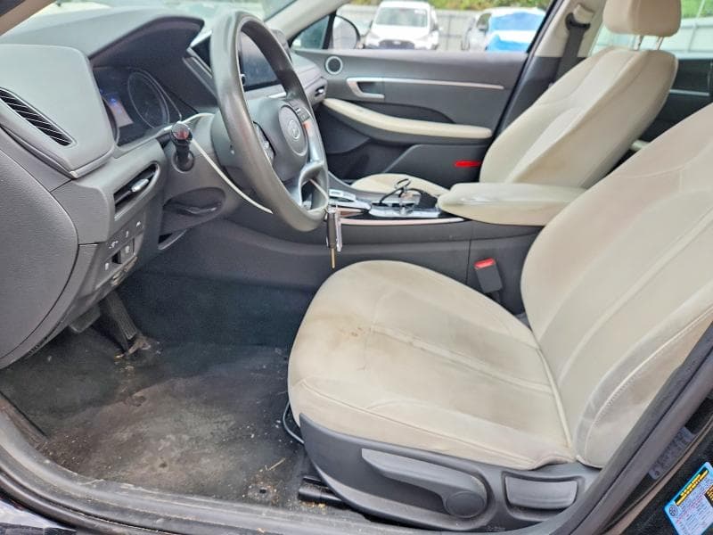 2023 HYUNDAI SONATA SE 7