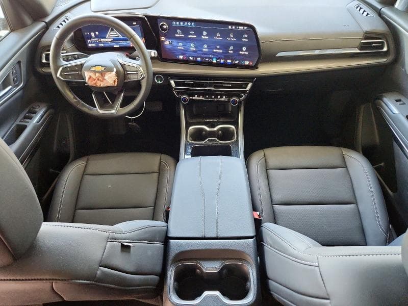 2026 CHEVROLET TRAVERSE LT 8