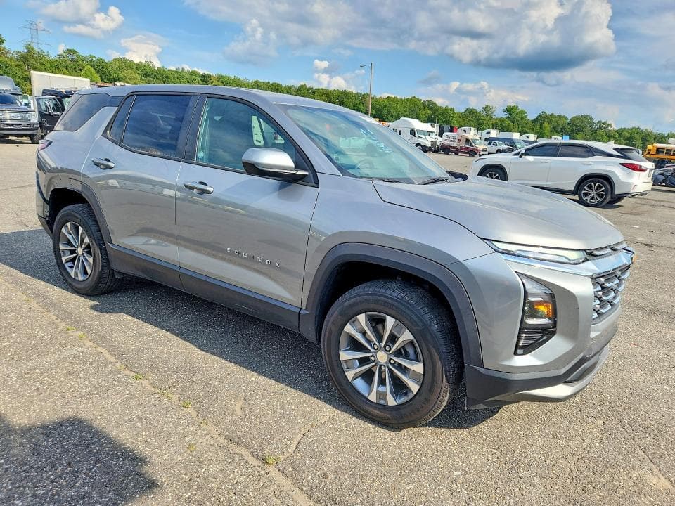 2026 CHEVROLET EQUINOX LT 4