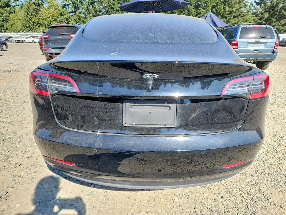 2021 TESLA MODEL 3 6