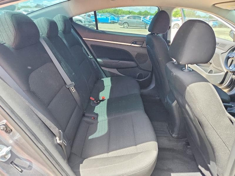 2019 HYUNDAI ELANTRA SEL 10