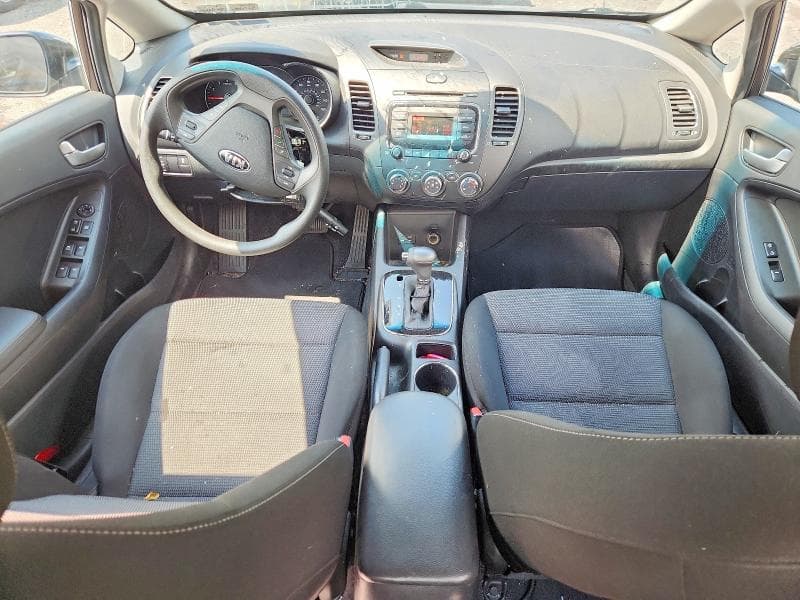 2017 KIA FORTE LX 8