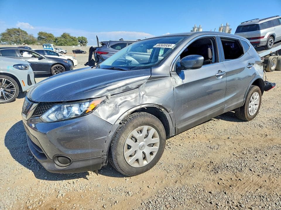 2018 NISSAN ROGUE SPORT S - 1