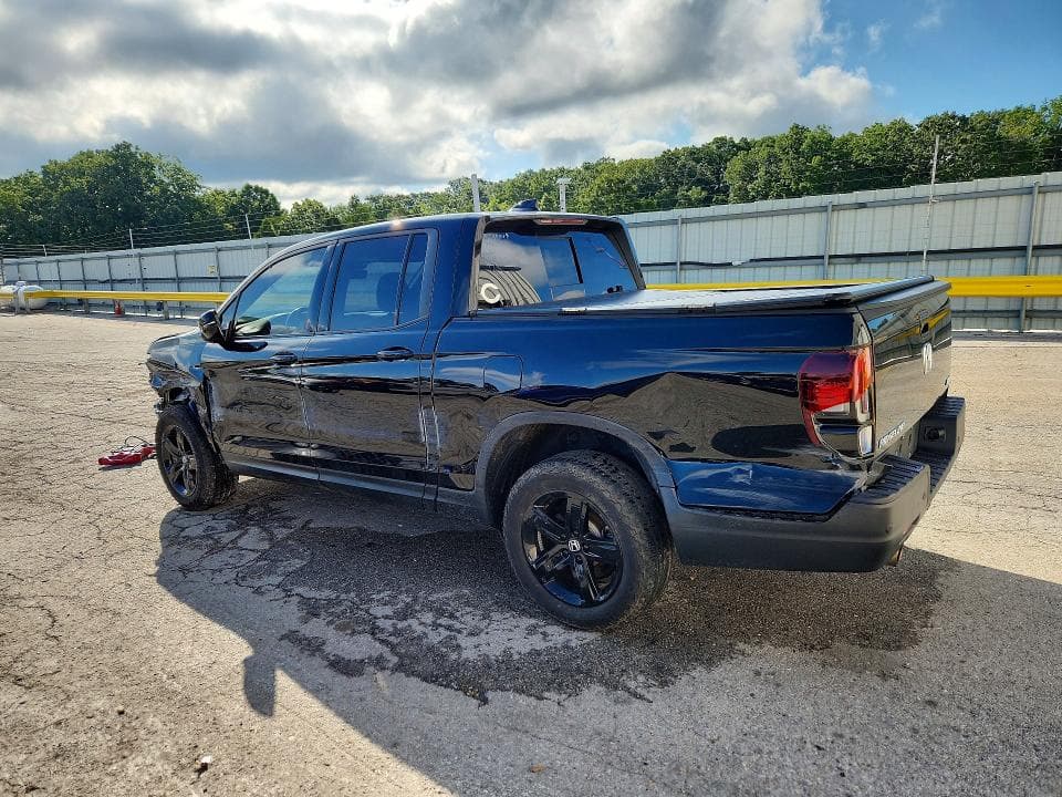 2023 HONDA RIDGELINE BLACK EDITION 2