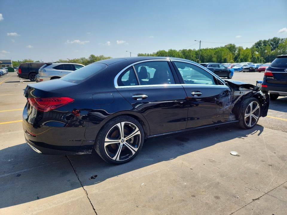 2025 MERCEDES-BENZ C 300 3