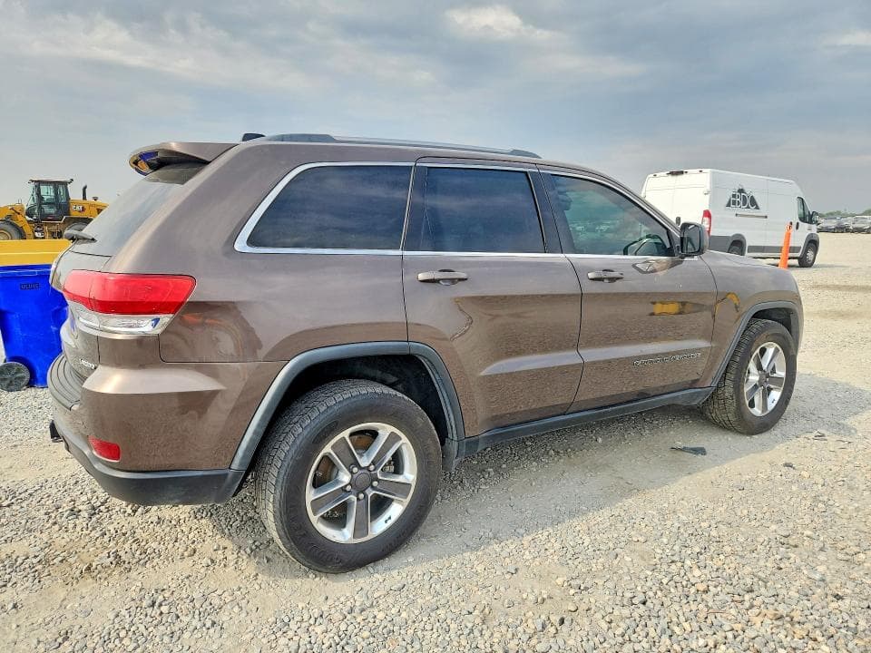 2017 JEEP GRAND CHEROKEE LAREDO 3